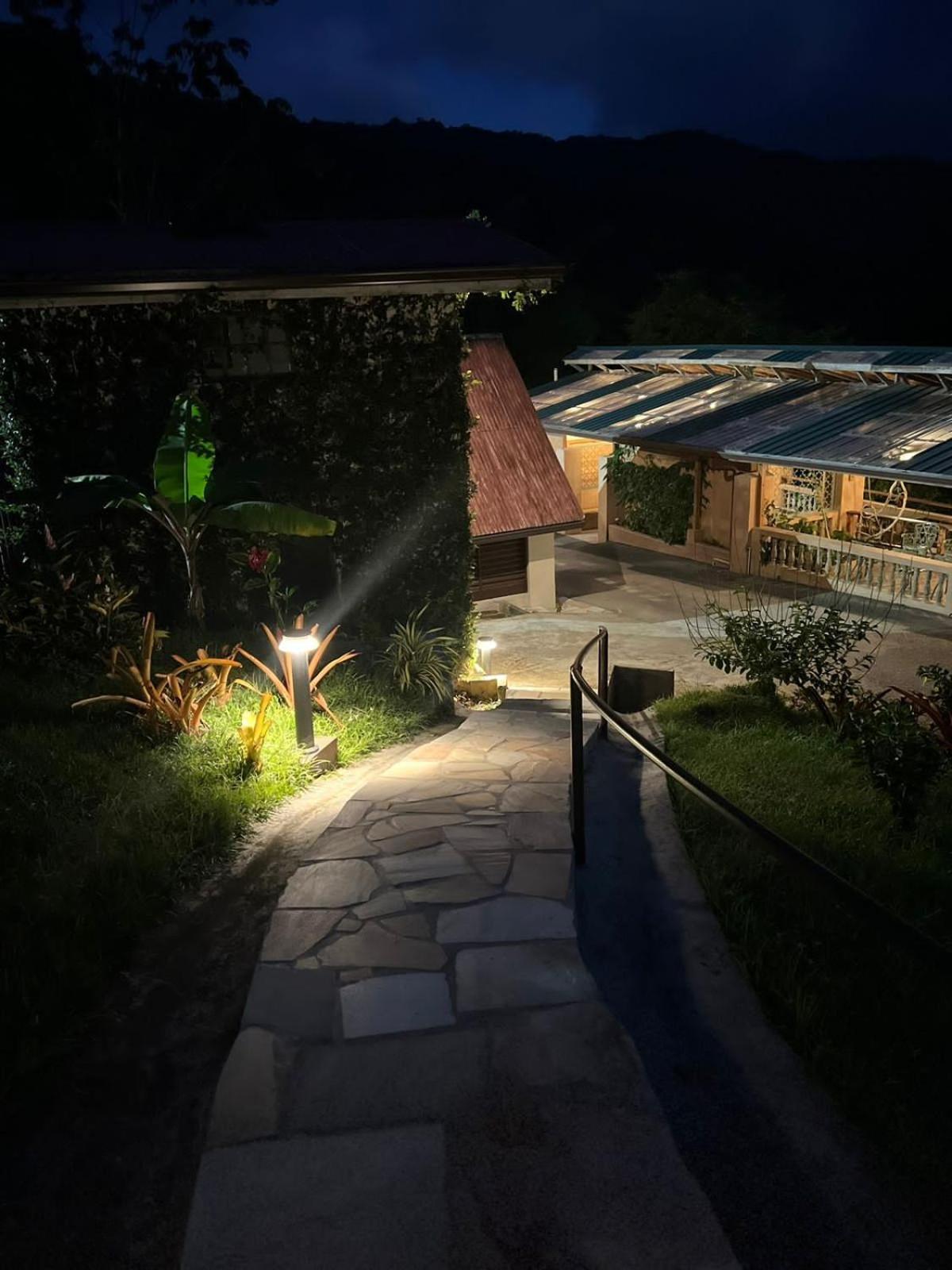 Hadco Experiences At Asa Wright Nature Centre Blanchisseuse Extérieur photo